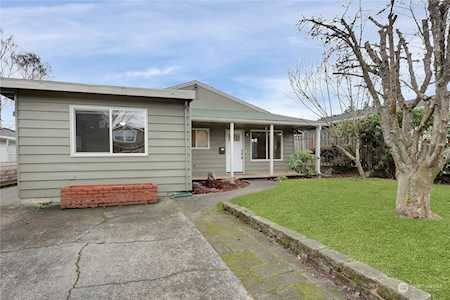 4631 N Defiance St Tacoma, WA 98407