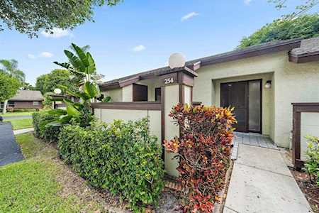 254 Deerfield Court Royal Palm Beach, FL 33411