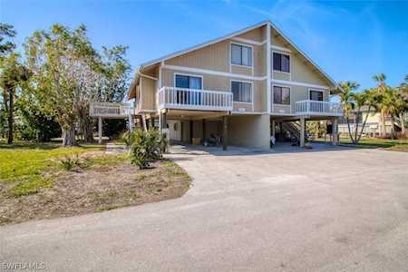 994 N Greenwood Ct Sanibel, FL 33957