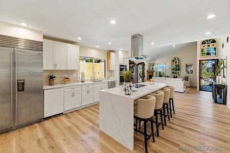 1801 High Ridge Ave Carlsbad, CA 92008