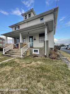 139 S 10th St Quakertown, PA 18951