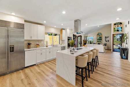 1801 High Ridge Ave Carlsbad, CA 92008