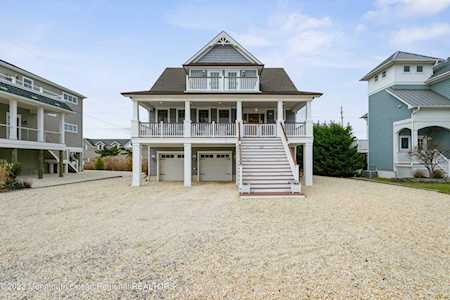 121 Route 35 Mantoloking, NJ 08738