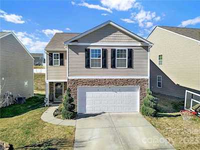 4015 Long Arrow Dr Concord, NC 28025
