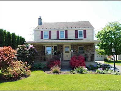 2740 Jones Blvd Easton, PA 18045
