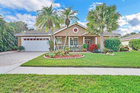 109 Nottingham Road Royal Palm Beach, FL 33411