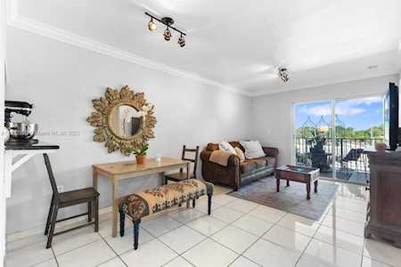2441 SW 31st Ave #202 Miami, FL 33145