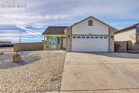 7997 Weatherstone Drive Colorado Springs, CO 80925