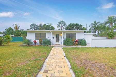400 NE 26th Drive Wilton Manors, FL 33334