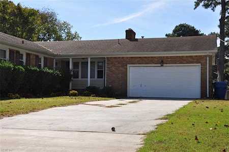 353 W Chickasaw Rd Virginia Beach, VA 23462