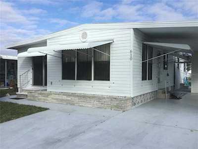 610 Fairmount Dr North Port, FL 34287