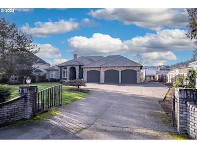 11725 SE 172nd AVE Happy Valley, OR 97086