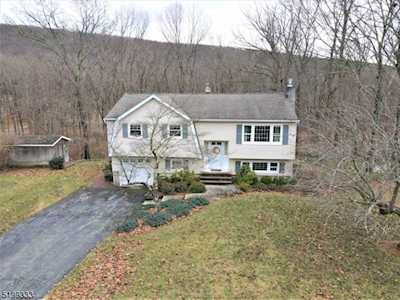 46 Mary Ann Rd Jefferson Twp., NJ 07438