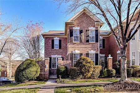 203 Caldwell Ln Davidson, NC 28036
