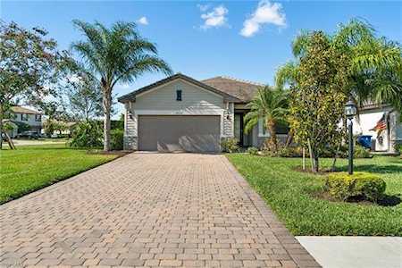 19952 Beverly Park Rd Estero, FL 33928