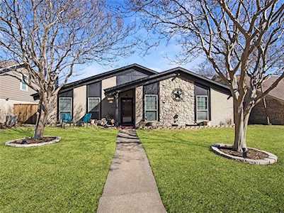3209 Tampa Drive Garland, TX 75043