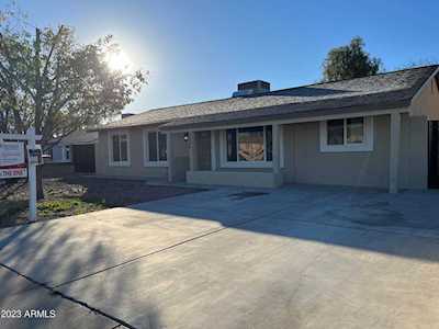 7333 W Cochise Drive Peoria, AZ 85345