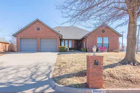 6800 N Waterwood Way Warr Acres, OK 73132