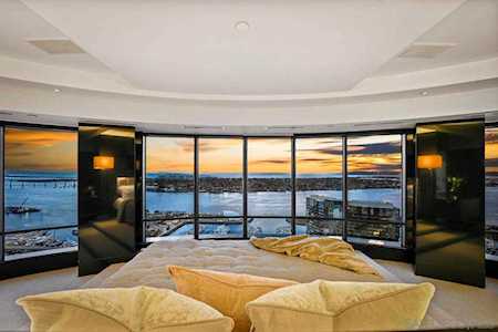 100 Harbor Dr #3803 San Diego, CA 92101