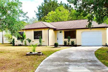 2271 SE Rainier Road Port Saint Lucie, FL 34952