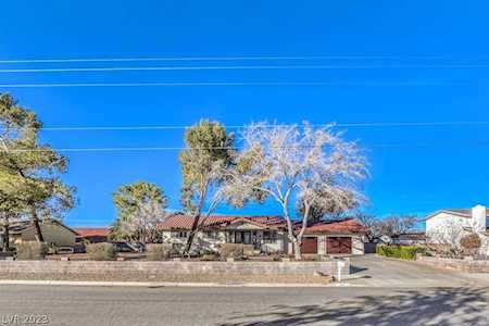 140 E Desert Rose Dr Henderson, NV 89015