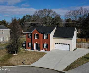 7308 Red Clover Ln Knoxville, TN 37918