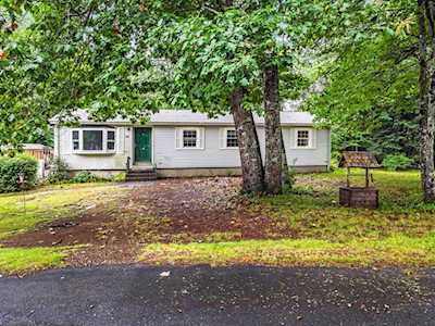 24 Parkview Terrace Augusta, ME 04330