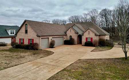 105 Bailey Ridge Ln Rossville, TN 38066