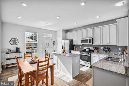 511 River Crest Way Fredericksburg, VA 22405
