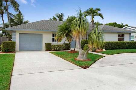 18952 SE Hillcrest Drive Tequesta, FL 33469