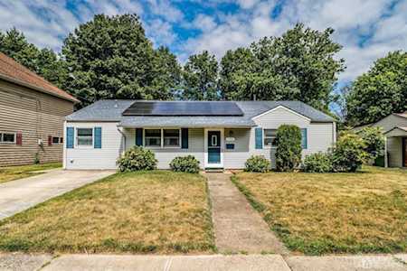 106 Winthrop Road Edison, NJ 08817