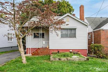 53 Lake View Boulevard Edison, NJ 08817