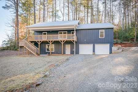 114 Geneva Ln Hendersonville, NC 28739