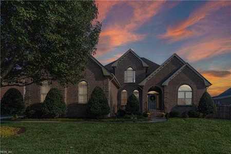 921 Jodi Lynn Trl Chesapeake, VA 23322