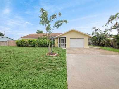 3059 Tropical Trail Lake Worth, FL 33462