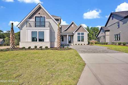 8277 Winding Creek Circle Wilmington, NC 28411