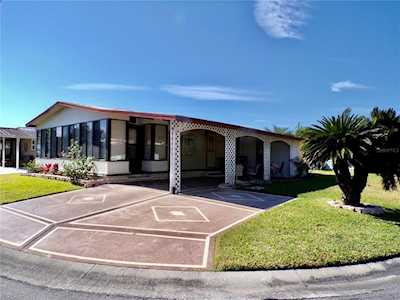 3211 Great Oak St Zephyrhills, FL 33543