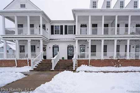 50417 Monroe St Canton Twp, MI 48188