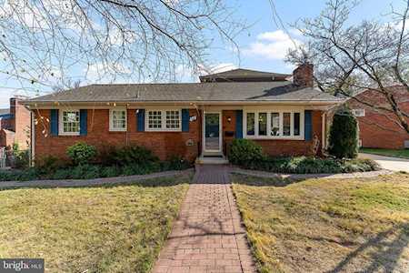 879 N Madison St Arlington, VA 22205