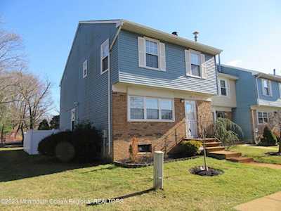 93 Pendleton Place Old Bridge, NJ 08857