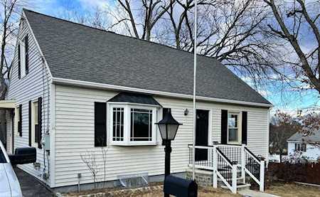 612 Brunelle Ave Manchester, NH 03103