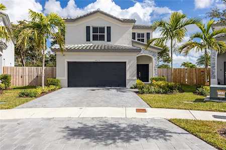1429 SE 27th Ter Homestead, FL 33035