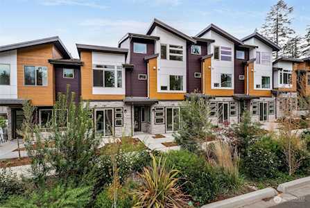 156 Whispering Ln NW #15 Bainbridge Island, WA 98110