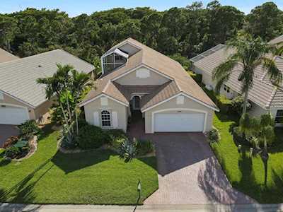 12448 SE Plandome Dr Hobe Sound, FL 33455