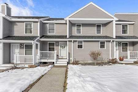 117 Sycamore Dr #117 Leominster, MA 01453