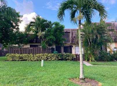 4703 Waterview Circle Palm Springs, FL 33461