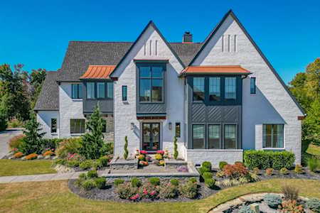 1021 Julian Way Murfreesboro, TN 37128