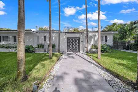 425 Perugia Ave Coral Gables, FL 33146