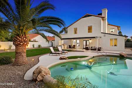 5748 E Tierra Buena Lane Scottsdale, AZ 85254