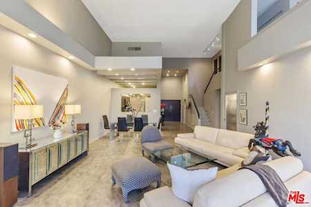 1520 S Beverly Glen Blvd #106 Los Angeles, CA 90024